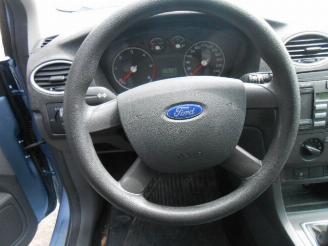 Ford Focus 1.6 tdci 2006 station picture 21