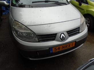 Renault Scenic 1.5 dci picture 2