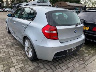 BMW 1-serie 116 i M uitvoering picture 4