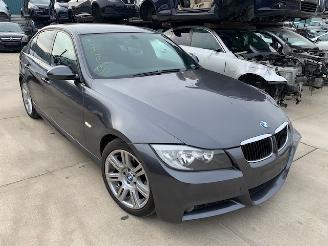 BMW 3-serie 320 i  SPARKLING GRAPHITE METALLIC (A22) picture 1