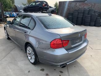 BMW 3-serie 320 i SPACEGRAU METALLIC (A52) picture 3