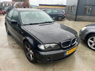 rozbiórka samochody osobowe BMW 3-serie 316 i 2002/7
