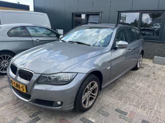 BMW 3-serie 320 i spacegrau metallic a52 picture 3