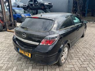 Opel Astra 1.4 GTC picture 4