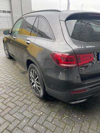 Mercedes GLC 300e 4MATIC Business Solution AMG picture 16