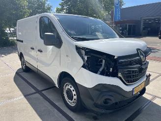Renault Trafic 2.0 dCi 120 T29 L1H1 Comfort picture 2
