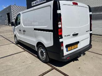 danneggiata veicoli commerciali Renault Trafic 2.0 dCi 120 T29 L1H1 Comfort 2021/1