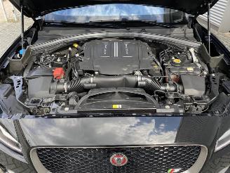 Jaguar F-Pace 3.0 S/C Super charger 381PK AWD Nieuw staat GEEN SCHADE picture 15