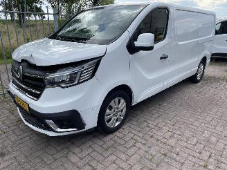 uszkodzony samochody ciężarowe Renault Trafic AUTOMAAT! 2.0 dCi 150 T30 L2H1 Luxe 2022/3