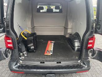 Volkswagen Transporter Dubbelcabine met weinig km. 2.0 TDI L2H1 DC Trendline picture 11