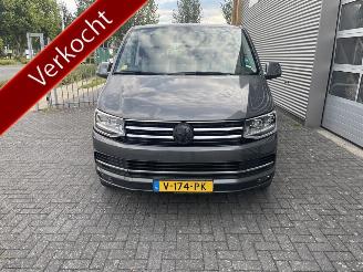 damaged commercial vehicles Volkswagen Transporter Dubbelcabine met weinig km. 2.0 TDI L2H1 DC Trendline 2018/4