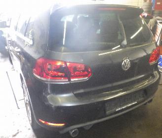Volkswagen Golf Golf VI (5K1) Hatchback 2.0 GTI 16V (CCZB) [155kW]  (04-2009/11-2012) picture 4