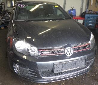 Volkswagen Golf Golf VI (5K1) Hatchback 2.0 GTI 16V (CCZB) [155kW]  (04-2009/11-2012) picture 2