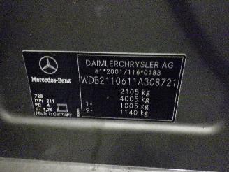 Mercedes E-klasse E (W211) Sedan 2.6 E-240 V6 18V (M112.913) [130kW]  (03-2002/12-2008) picture 5