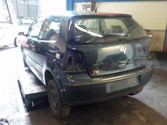 Volkswagen Polo Polo (9N1/2/3) Hatchback 1.2 12V (AZQ) [47kW]  (10-2001/07-2007) picture 3