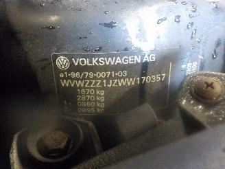 Volkswagen Golf Golf IV (1J1) Hatchback 1.6 (AKL) [74kW]  (08-1997/05-2004) picture 5