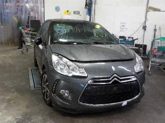 Citroën DS3 DS3 (SA) Hatchback 1.6 e-HDi (DV6DTED(9HP)) [68kW]  (11-2009/07-2015) picture 2
