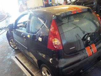 Peugeot 107 107 Hatchback 1.0 12V (384F(1KR)) [50kW]  (06-2005/05-2014) picture 4