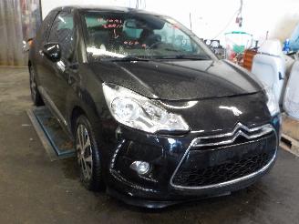Citroën DS3 DS3 (SA) Hatchback 1.6 e-HDi (DV6DTED(9HP)) [68kW]  (11-2009/07-2015) picture 2