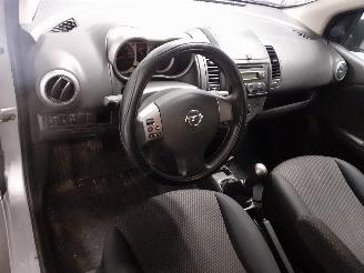 Nissan Note Note (E11) MPV 1.6 16V (HR16DE) [81kW]  (03-2006/06-2012) picture 14