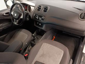 Seat Ibiza Ibiza IV (6J5) Hatchback 5-drs 1.2 TDI Ecomotive (CFWA) [55kW]  (06-20=
10/03-2012) picture 12