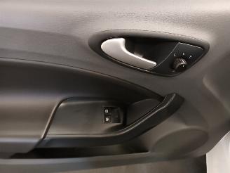 Seat Ibiza Ibiza IV (6J5) Hatchback 5-drs 1.2 TDI Ecomotive (CFWA) [55kW]  (06-20=
10/03-2012) picture 15