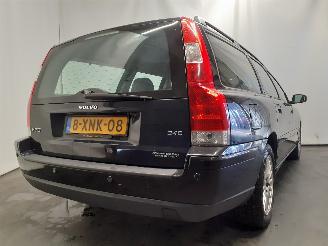 Volvo V-70 V70 (SW) 2.4 D5 20V (D5244T5) [120kW]  (01-2001/12-2008) picture 5