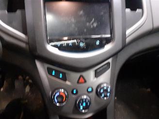Daewoo Aveo Aveo Hatchback 1.2 16V (A12XEL(Euro 5)) [51kW]  (03-2011/12-2015) picture 16