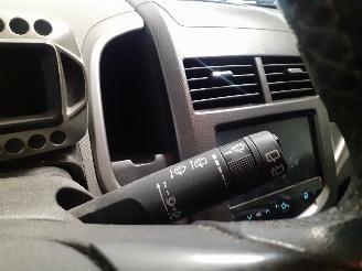 Daewoo Aveo Aveo Hatchback 1.2 16V (A12XEL(Euro 5)) [51kW]  (03-2011/12-2015) picture 19