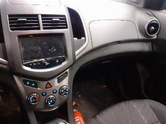Daewoo Aveo Aveo Hatchback 1.2 16V (A12XEL(Euro 5)) [51kW]  (03-2011/12-2015) picture 15