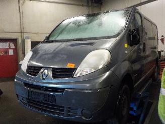 disassembly commercial vehicles Renault Trafic Trafic New (FL) Van 2.0 dCi 16V 115 (M9R-A630) [84kW]  (08-2006/06-201=
4) 2011
