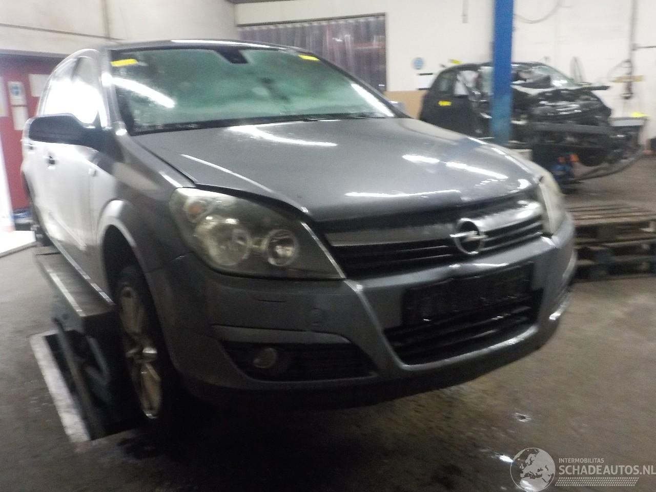 Dezmembrări Opel Astra Astra H (L48) Hatchback 5-drs 1.8 16V