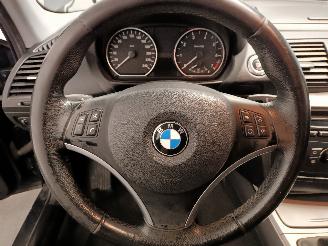 BMW 1-serie 1 serie (E87/87N) Hatchback 5-drs 116i 1.6 16V (N43-B16A) [90kW]  (09-=
2007/06-2011) picture 14