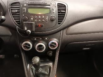 Hyundai I-10 i10 (F5) Hatchback 1.1i 12V (G4HG) [49kW]  (01-2008/12-2013) picture 15