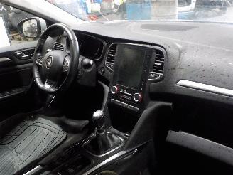 Renault Mégane Megane IV Estate (RFBK) Combi 5-drs 1.5 Energy dCi 110 (K9K-656(K9K-G6=
)) [81kW]  (04-2016/...) picture 5