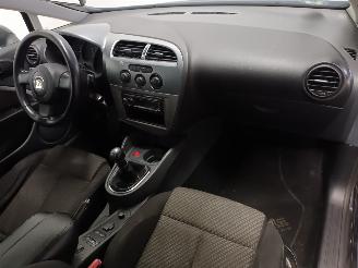 Seat Leon Leon (1P1) Hatchback 5-drs 1.4 TSI 16V (CAXC) [92kW]  (11-2007/12-2012=
) picture 15