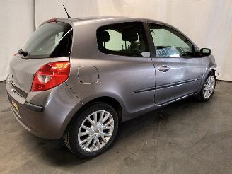 Renault Clio Clio III (BR/CR) Hatchback 1.2 16V 75 (D4F-706) [55kW]  (06-2005/12-20=
14) picture 14