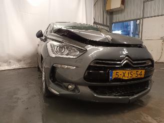 Citroën DS5 DS5 (KD/KF) Hatchback 5-drs 2.0 HDi 16V 200 Hybrid4 (DW10CTED4(RHC)) [=
120kW]  (12-2011/07-2015) picture 4