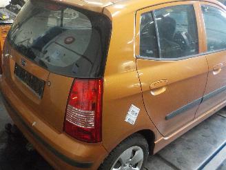 Kia Picanto Picanto (BA) Hatchback 1.0 12V (G4HE) [45kW]  (04-2004/04-2011) picture 3