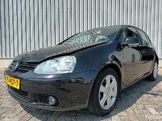 Salvage car Volkswagen Golf Golf V (1K1) Hatchback 2.0 FSI 16V (AXW) [110kW]  (01-2004/11-2008) 2004/4