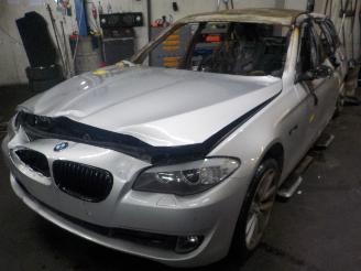 uszkodzony samochody osobowe BMW 5-serie 5 serie Touring (F11) Combi 520i 16V (N20-B20B) [135kW]  (10-2010/02-2=
017) 2012