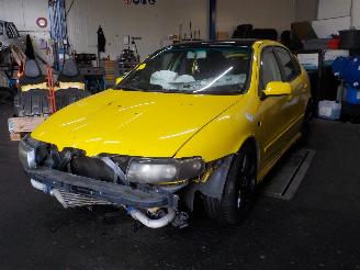 uszkodzony samochody osobowe Seat Leon Leon (1M1) Hatchback 5-drs 1.8 20V Turbo (APP) [132kW]  (11-1999/09-20=
05) 2000