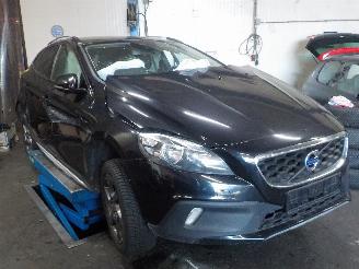 Volvo V-40 V40 Cross Country (MZ) 1.6 D2 (D4162T) [84kW]  (10-2012/12-2016) picture 2