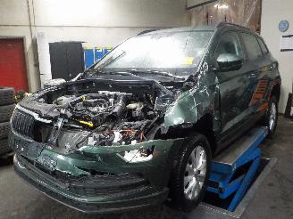demontáž osobní automobily Skoda Karoq Karoq SUV 1.0 TSI 12V (DLAA) [81kW]  (09-2020/...) 2021/8