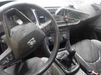 Seat Leon Leon (5FB) Hatchback 5-drs 1.2 TSI Ecomotive 16V (CJZA) [77kW]  (01-20=
13/03-2014) picture 5