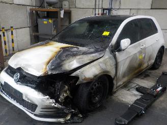 skadebil auto Volkswagen Golf Golf VII (AUA) Hatchback 2.0 GTD 16V (CUNA) [135kW]  (04-2013/08-2020)= 2015