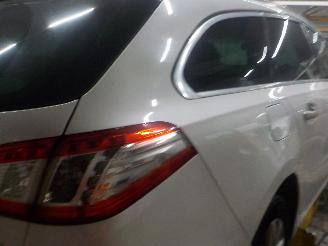 Peugeot 508 508 SW (8E/8U) Combi 1.6 HDiF 16V (DV6C(9HD)) [84kW]  (02-2012/12-2018=
) picture 3