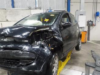 uszkodzony samochody ciężarowe Citroën C1 C1 Hatchback 1.0 12V (1KR-FE(CFB)) [50kW]  (06-2005/09-2014) 2006/1