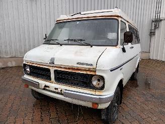 Coche accidentado Ford  Bedford CF II Bestelw. 2.3 97 G 70 OE 1982/4