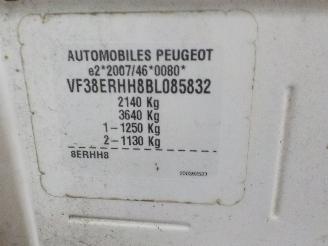 Peugeot 508 508 SW (8E/8U) Combi 2.0 HDiF 16V (DW10CTED4(RHH)) [120kW]  (11-2010/1=
2-2018) picture 6